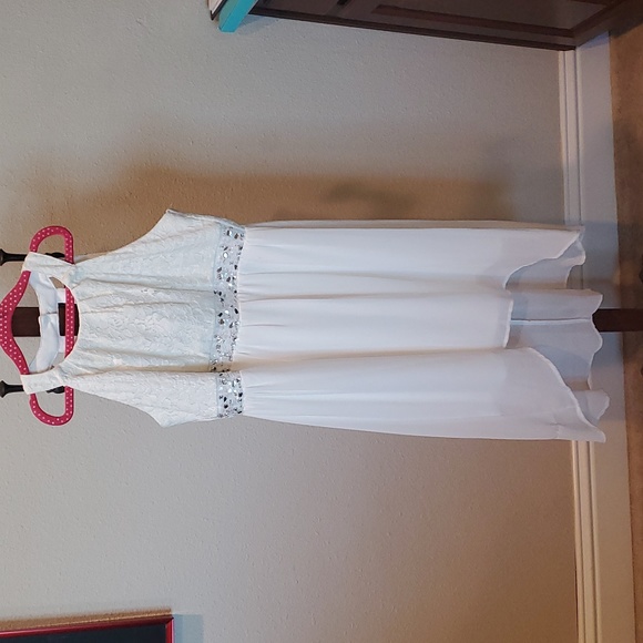 Sequin Hearts Other - White Formal or Flowergirl Dress